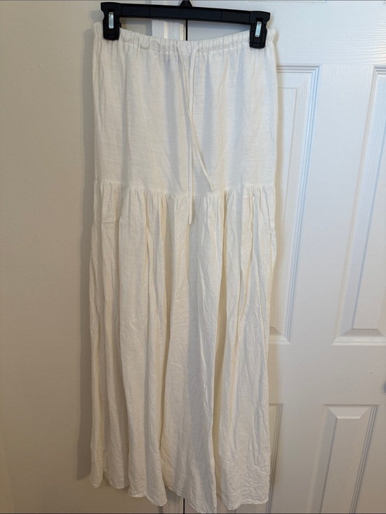 Princess Polly Dresses & Skirts - Women's White Tiered Maxi Skirt - Lightweight Drawstring Waist